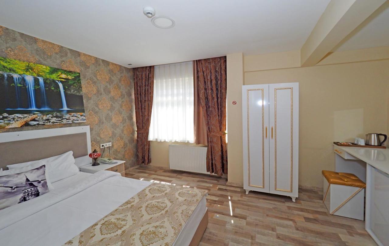 Nagehan Old 2* Istanboel